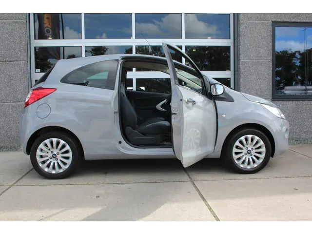 Ford Ka 1.2 Titanium X Pack / Chrome Pack 2015 Benzine 8