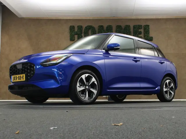 Suzuki Swift 1.2 Style Smart Hybrid 2025 Benzine 15