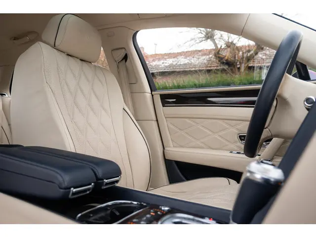 Bentley Flying Spur 4.0 V8 2016 Benzine 12