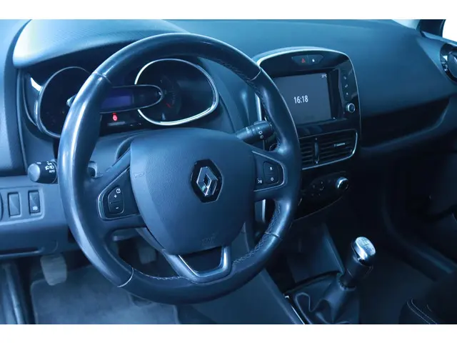 Renault Clio Estate 0.9 TCe Intens 2017 Benzine 23