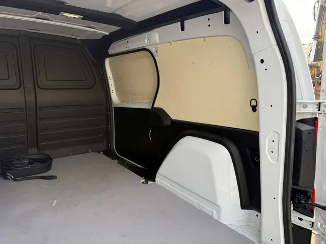 Mercedes-Benz eCitan 112 51kWh 2024 Elektrisch 16