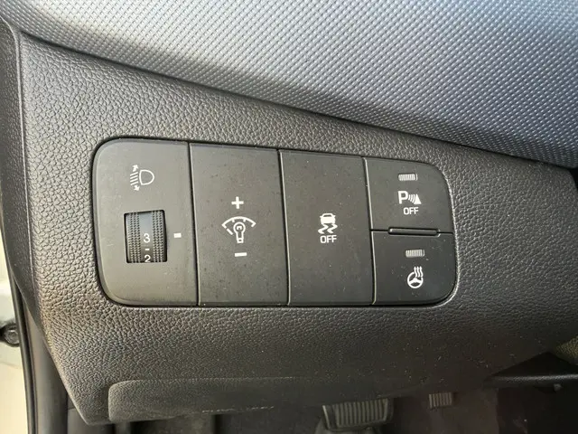 Hyundai i10 1.2i 2015 Benzine 13