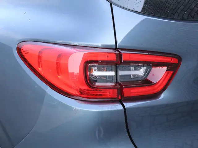 Renault Kadjar 1.2 TCe 130 EDC Bose 2016 Benzine 24