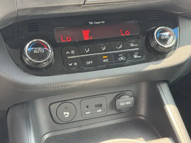 Kia Sportage 1.6 GDI BusinessLine 2015 Benzine 26