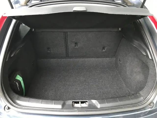 Volvo V40 1.5 T2 Polar+ Automaat 2019 Benzine 24