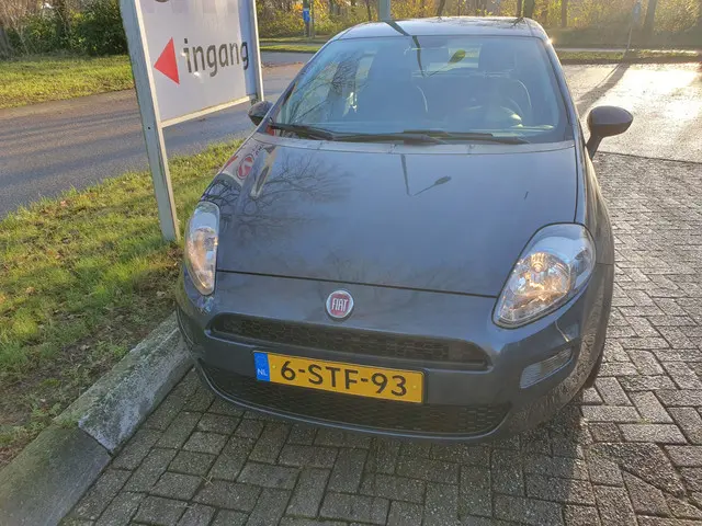 Fiat Punto Evo 0.9 TwinAir Edizione Cool 2013 Benzine 2
