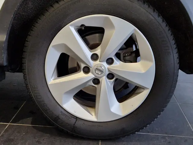 Nissan QASHQAI 1.2 Business Edition 2018 Benzine 26