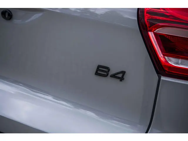 Volvo XC40 2.0 B4 Plus Black Edition 2025 Benzine 27