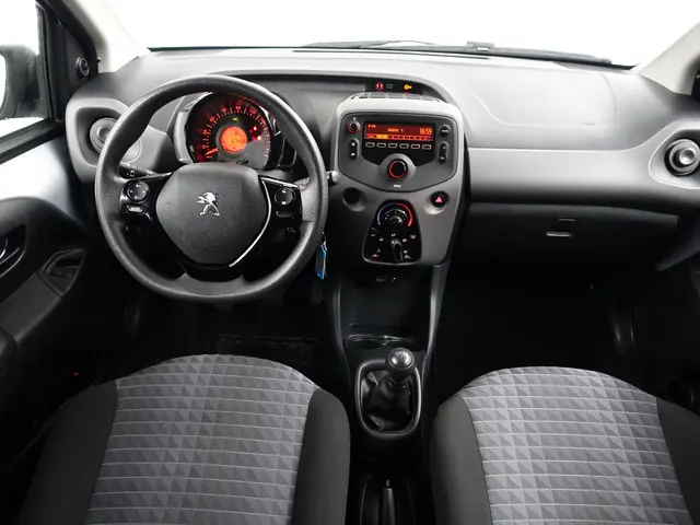 Peugeot 108 1.0 e-VTi Active- 2021 Benzine 7