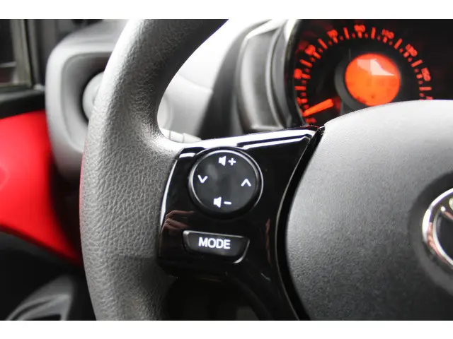 Toyota Aygo 1.0 VVT-i x-Fun 5-deurs 2021 Benzine 5