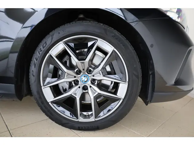 BMW i5 Sedan eDrive40 2024 Elektrisch 6