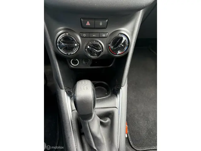 Peugeot 208 1.2 PureTech Blue Lion 2016 Benzine 18