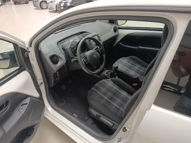 Peugeot 108 3