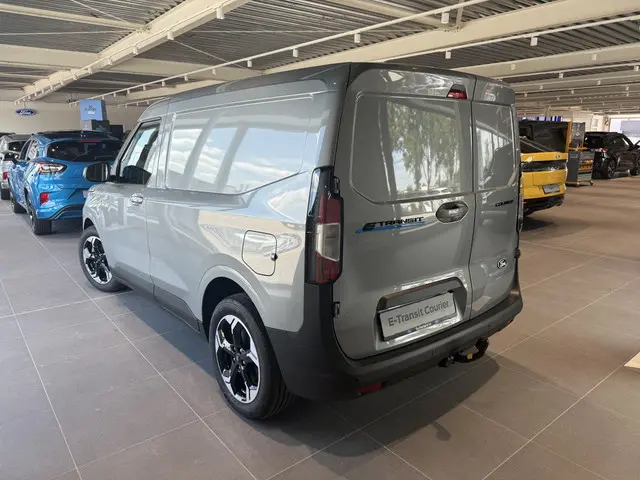 Ford E-Transit Courier Limited 44 kWh 2026 Elektrisch 6