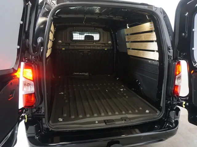 Peugeot Partner 1.5 BlueHDi 100 S&S L2 2023 Diesel 3