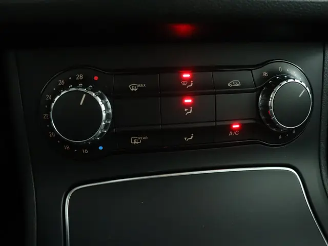 Mercedes-Benz B-Klasse 200 CDI | Automaat | 2015 Diesel 16