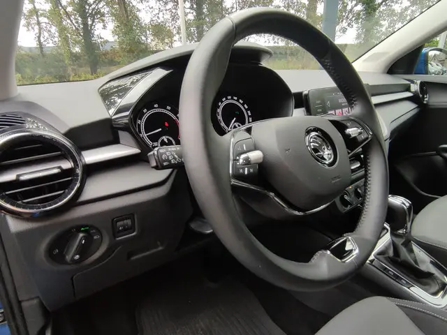 Škoda Fabia 1.0 TSI 110PK DSG Ambition 2023 Benzine 11