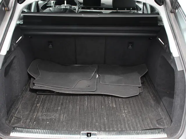 Audi A4 Avant 40 TFSI S-Tronic 2022 Benzine 33