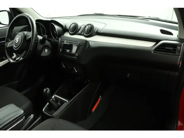 Suzuki Swift 1.2 Comfort Smart Hybrid 2021 Benzine 40