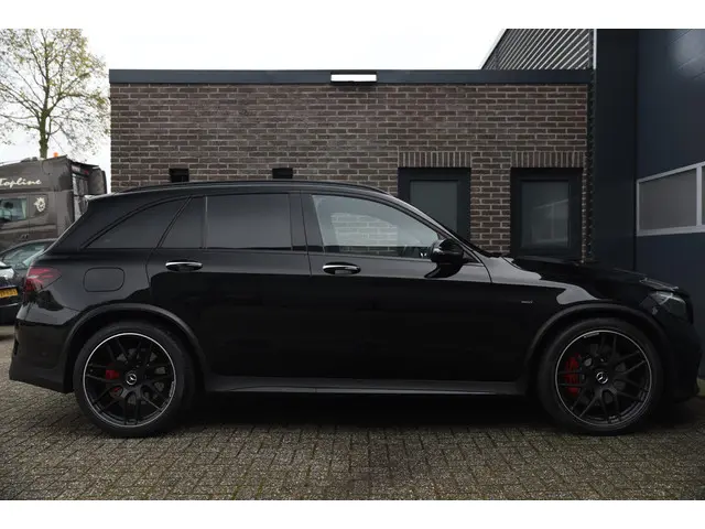Mercedes-Benz GLC AMG 63 S 4MATIC+ 2018 Benzine 23