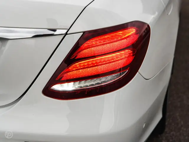 Mercedes-Benz E-Klasse 220 d Prestige Plus 2016 Diesel 39