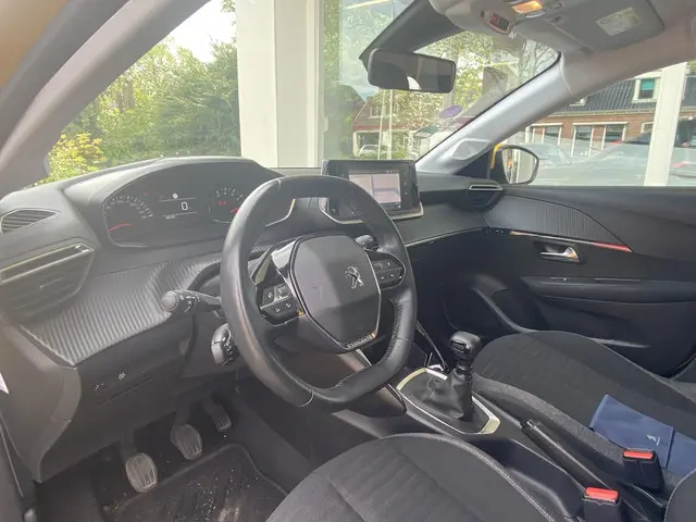Peugeot 208 1.2T 100pk Active 2020 Benzine 8