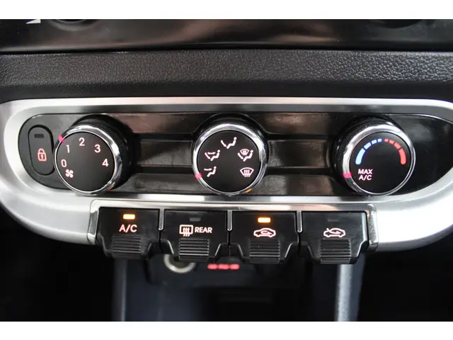 Kia Rio 1.2 CVVT Comfort Pack 2013 Benzine 10