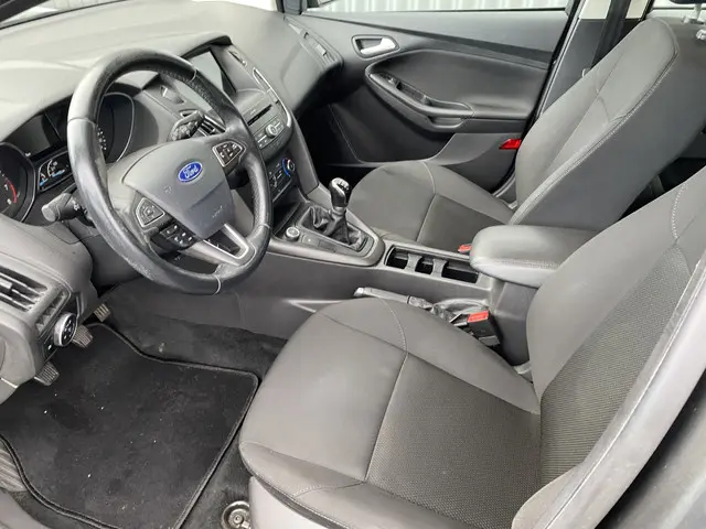 Ford Focus Wagon 1.0 Trend 2017 Benzine 3