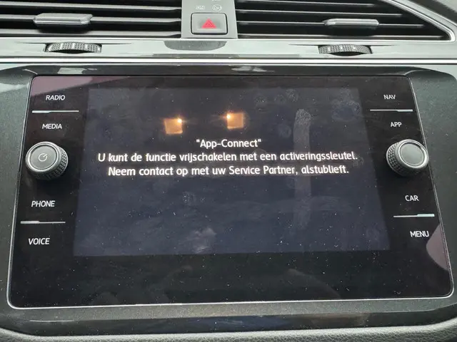 Volkswagen Tiguan 1.5 TSI ACT Comfortline 2019 Benzine 23