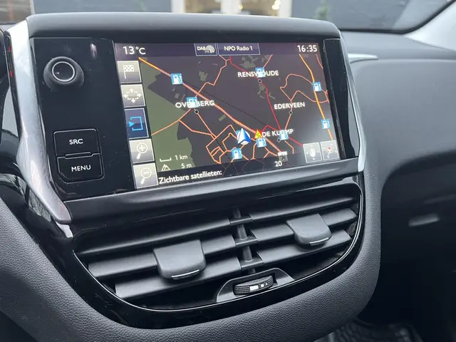 Peugeot 208 1.2 PureTech Blue Lion 2017 Benzine 17