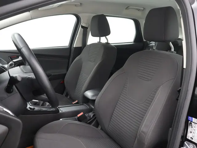 Ford Focus Wagon 1.0 125PK Titanium 2016 Benzine 28