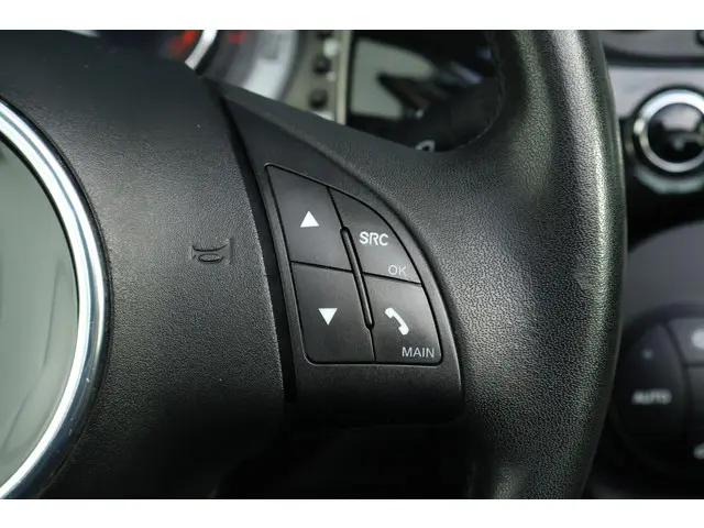 Fiat 500C 0.9 TwinAir Rock Millionaire 2013 Benzine 22