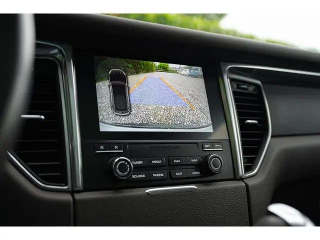 Porsche Macan 2.0 2018 Benzine 13