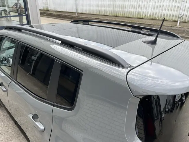 Jeep Renegade 1.5T e-Hybrid S 2023 Hybride Benzine 89