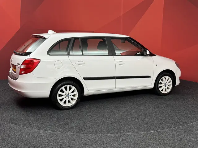 Škoda Fabia Combi 1.2 TSI Fresh 2013 Benzine 19