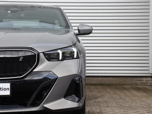 BMW i5 Sedan eDrive40 2024 Elektrisch 38