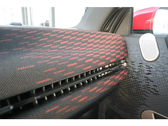 MINI 3-Deurs Cooper E 2024 Elektrisch 22