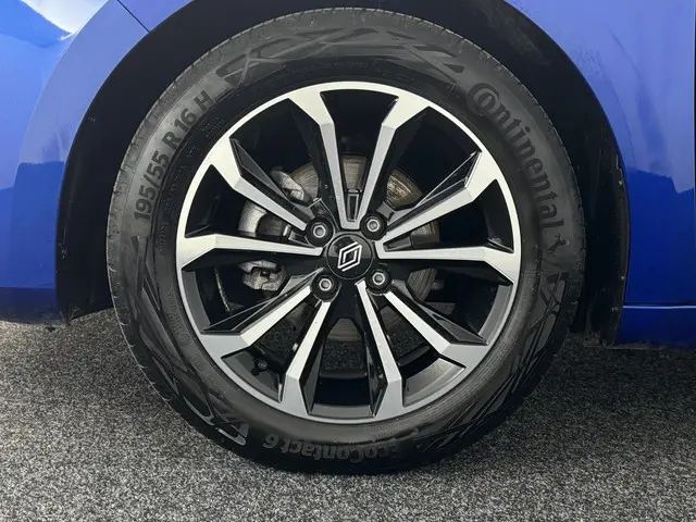 Renault Clio 1.0 TCe 90 Techno 2024 Benzine 25