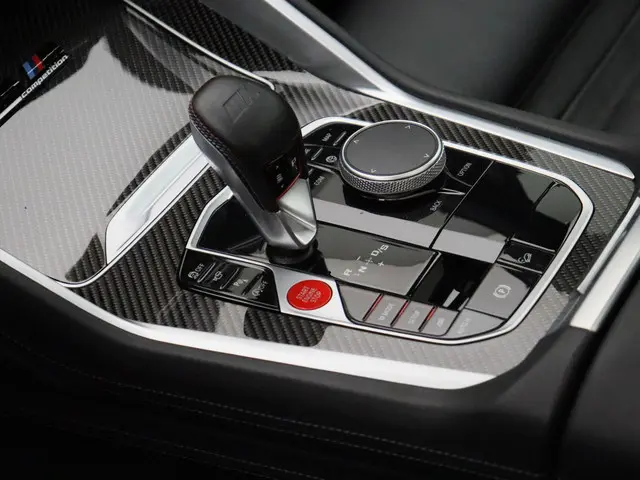 BMW X5 M Competition 2022 Benzine 21