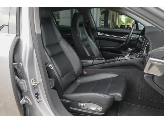 Porsche Panamera 3.0 S 421pk Facelift 2014 Benzine 12