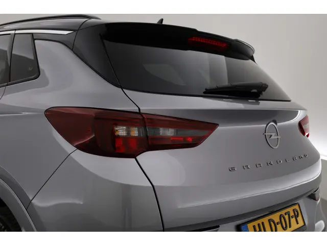 Opel Grandland 1.2 Turbo Ultimate 2024 Benzine 36