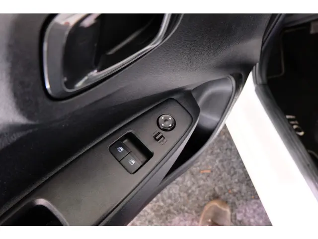 Hyundai i10 1.0 Comfort 5-zits 2022 Benzine 20