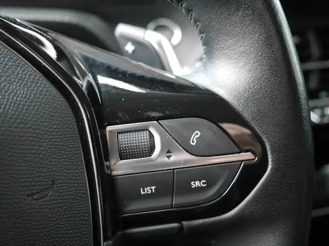 Peugeot 208 1.2 PureTech Allure Pack 2021 Benzine 20