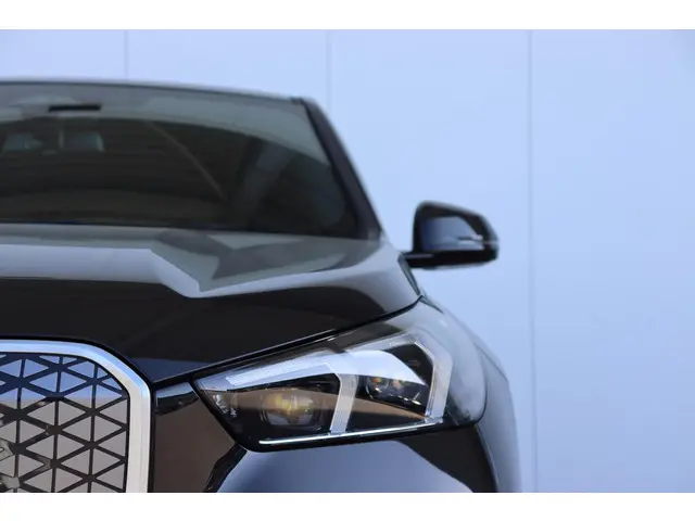 BMW iX1 xDrive30 67 kWh 2024 Elektrisch 3