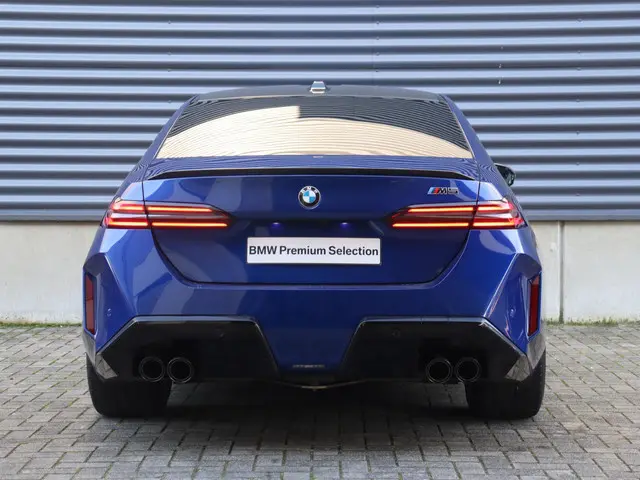 BMW M5 5-serie 2025 Hybride Benzine 4