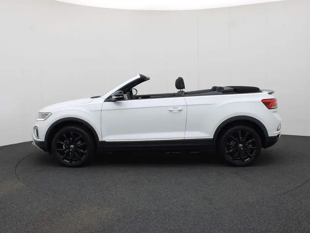 Volkswagen T-Roc 3