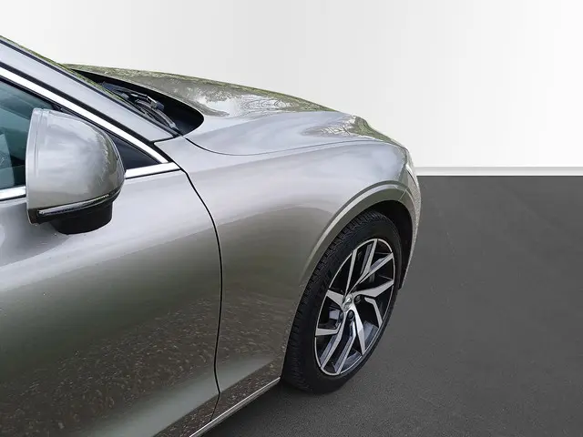 Volvo V60 2.0 T5 Momentum 2018 Benzine 16