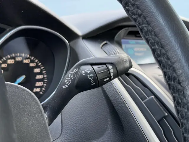 Ford Focus Wagon 1.0 EcoBoost Edition 2014 Benzine 28