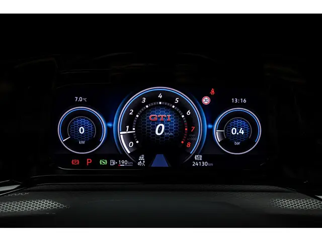 Volkswagen Golf 2.0 TSI GTI Clubsport 2024 Benzine 36