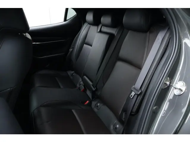 Mazda 3 2.0 e-SkyActiv-X M Hybrid 180 Luxury 2021 Benzine 13
